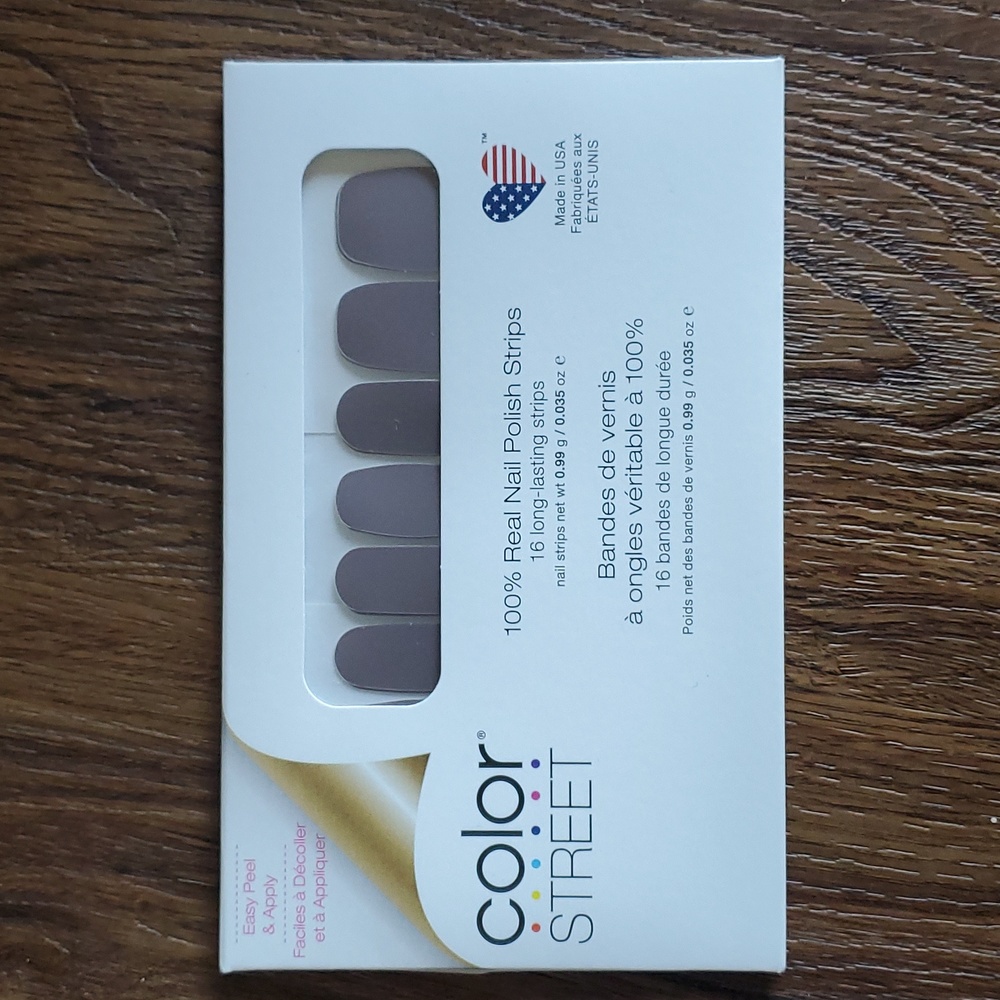 Color Street Nails - Berlin It to Win It